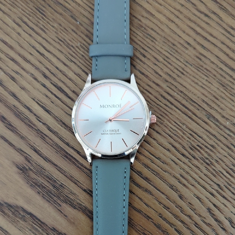 Monroe Classique Watch with Gray Strap